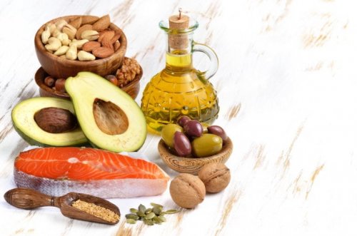 Dieta chetogenica, alimenti con grassi sani
