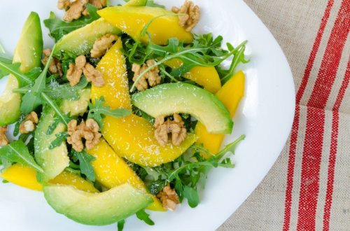 Insalata mista con mango