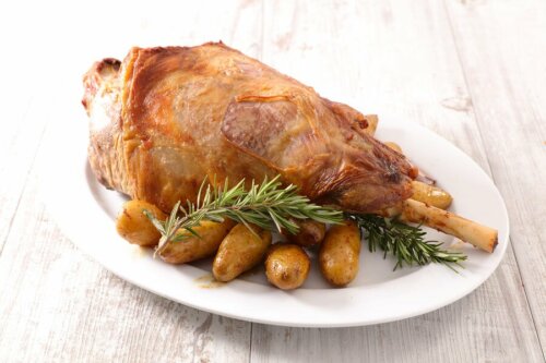 Stinco di agnello arrosto