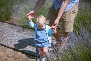 Aiutare il bambino a camminare: 10 esercizi