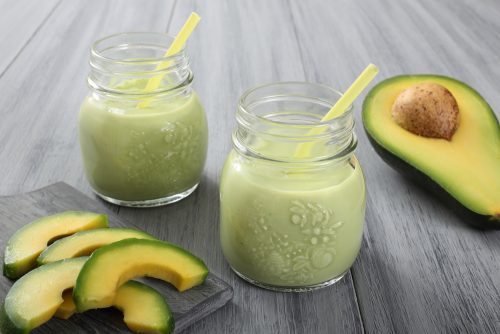 Frullato di yogurt e avocado