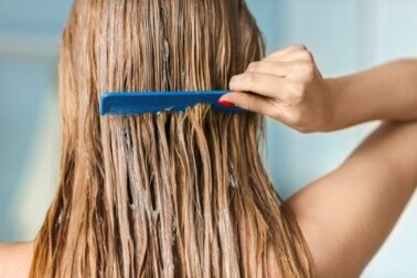 Rimedi per accelerare la crescita dei capelli