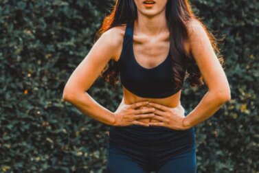 Dolore al fianco: perché ne soffriamo?