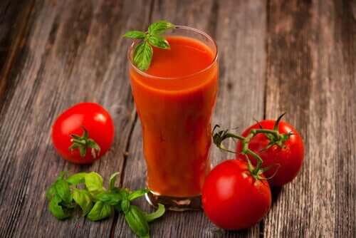 Proprietà del succo di pomodoro