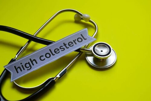 Regolare il colesterolo alto: 5 rimedi utili