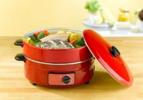 Cottura a vapore per risparmiare acqua ed elettricità in cucina