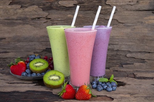 Frullati allo yogurt per saziarsi a merenda