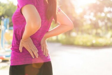 Prevenire e alleviare il dolore lombare in tre mosse