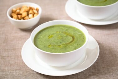 Zuppa di zucchine e aglio per il sistema immunitario