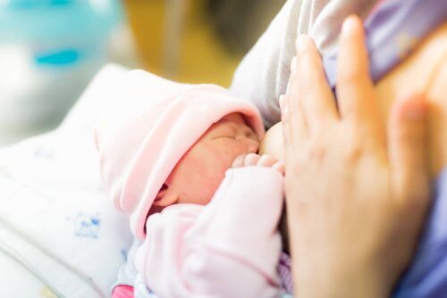 Benefici del latte materno per il bambino
