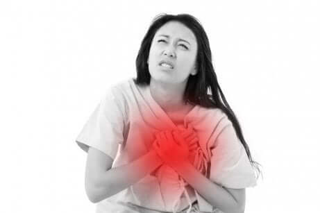Donna con attacco cardiaco e dissezione coronarica spontanea
