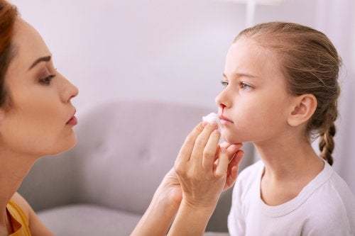 Sangue dal naso nei bambini, cosa fare?
