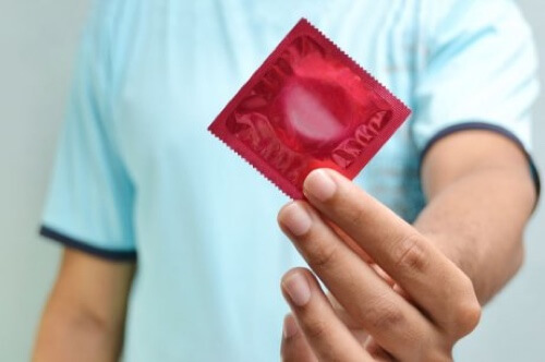 Prevenire il cancroide con l'uso del preservativo