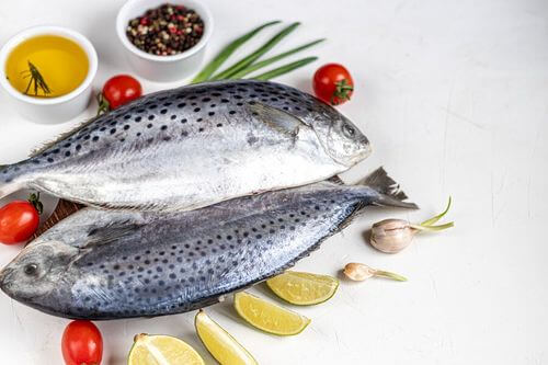 Pesce nelle diete raccomandate dalla scienza.