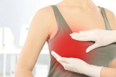 Dolore al seno dopo la chirurgia plastica