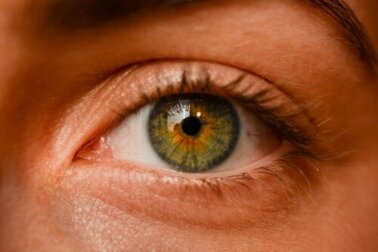 Nevi oculari: sono pericolosi per la salute?