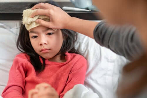 Rimedi per abbassare la febbre nei bambini e negli adulti
