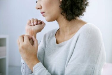 Orticaria cronica: cause, tipi e trattamenti