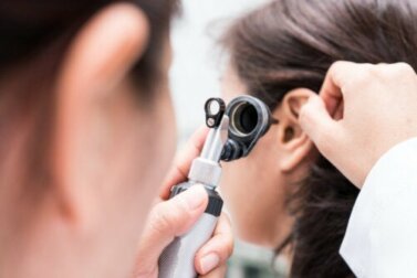 Colesteatoma: cause, sintomi e trattamento