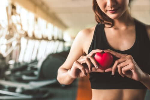 Fare attività fisica per proteggere il cuore.
