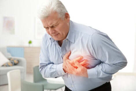 Sintomi di malattie cardiache e angina pectoris.