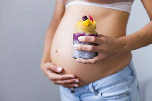 Semi di chia in gravidanza: benefici e precauzioni