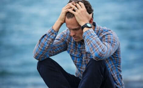 Uomo con depressione esistenziale.