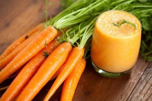 Smoothie alle carote e benefici per la salute