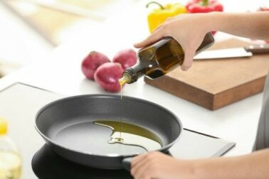 Qual è l'olio migliore, crudo e cotto?