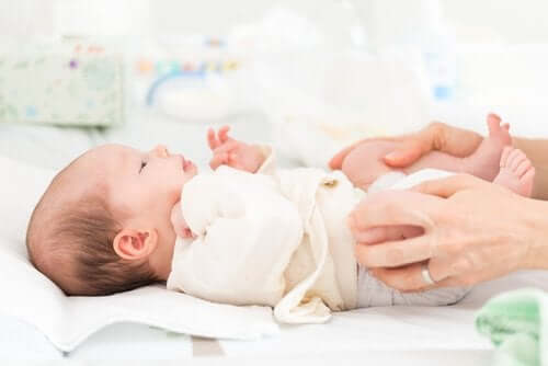 Dislocazione congenita dell'anca nei neonati