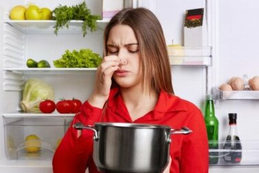 Eliminare l'odore di pesce dalla cucina
