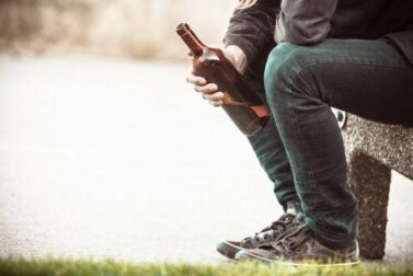 Alcolismo: cause e possibili conseguenze