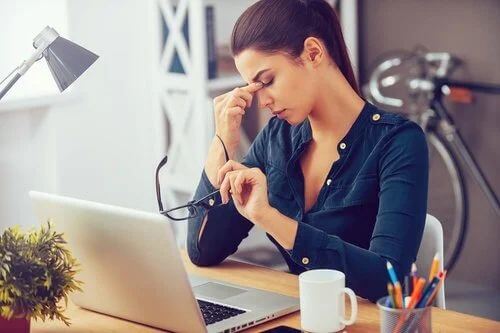 Lo stress può rendere più difficile perdere peso.