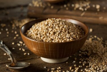 Avena tagliata in acciaio: cos'è e come si prepara?