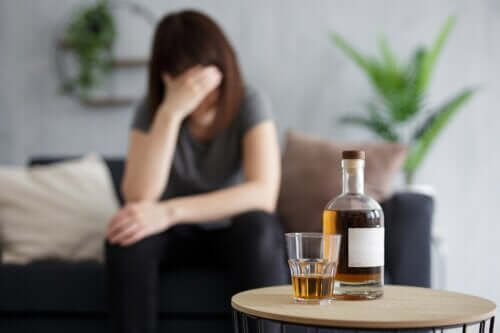 Bere alcol a stomaco vuoto: effetti sull’organismo