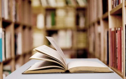 Biblioterapia: caratteristiche e benefici