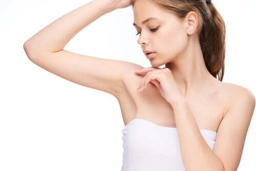 Ghiandole sudoripare infiammate: cosa sapere