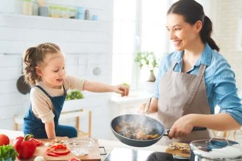 Cucinare insieme.