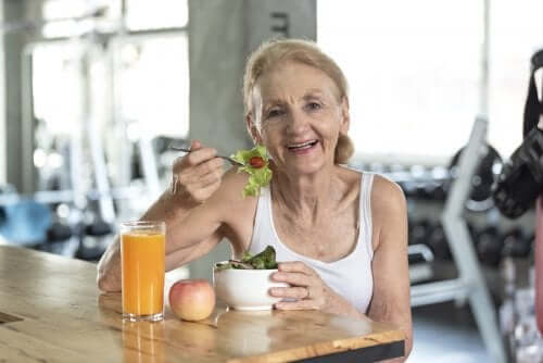 Dieta per evitare la malnutrizione negli anziani.