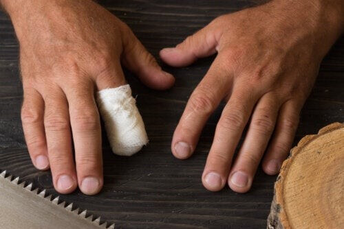 Amputazione accidentale del dito: primo soccorso