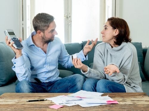 Discussioni sui soldi: come evitare di distruggere la coppia
