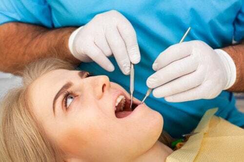 Estrazione dentale: precauzioni postoperatorie