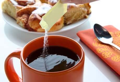 Sucralosio nel caffè.