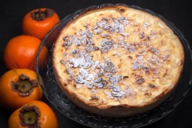 Flan di cachi e cioccolato: una ricetta da provare