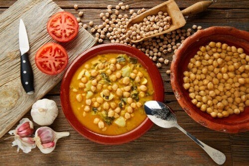 Zuppa di ceci e spinaci.