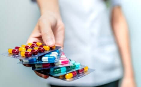 Blister di farmaci antibiotici.