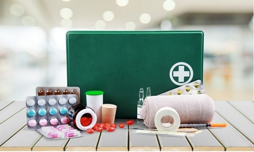 Cassetta di primo soccorso.