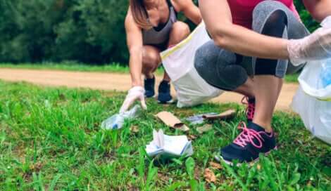 Attività di plogging.