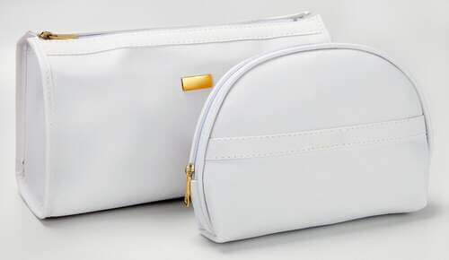 Borsa da toilette per la prima volta alla spa.