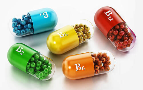 Integratori di vitamine del gruppo B per capelli.